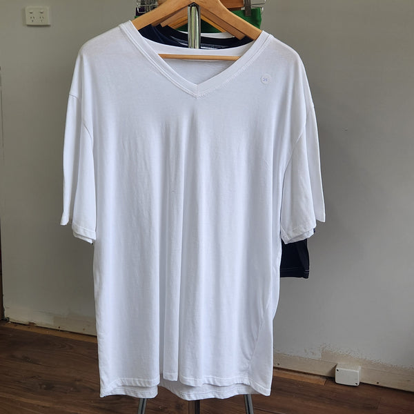 Second - Item No. 28 - Factory Second - Size M-L - Men's - Classic V - White